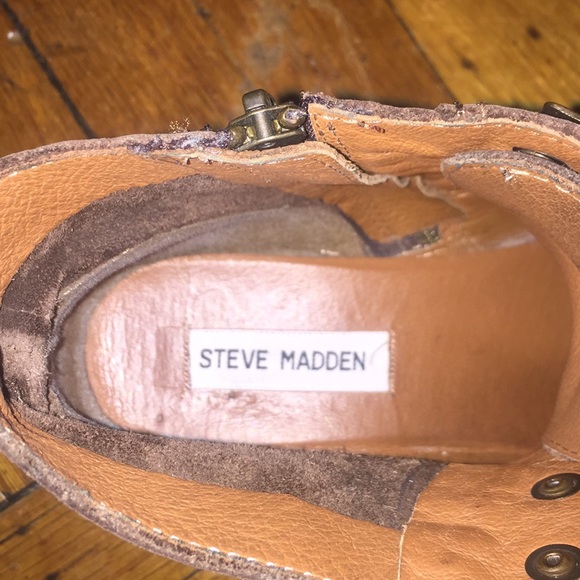 Steve Madden Brown Boots - Picture 3 of 5